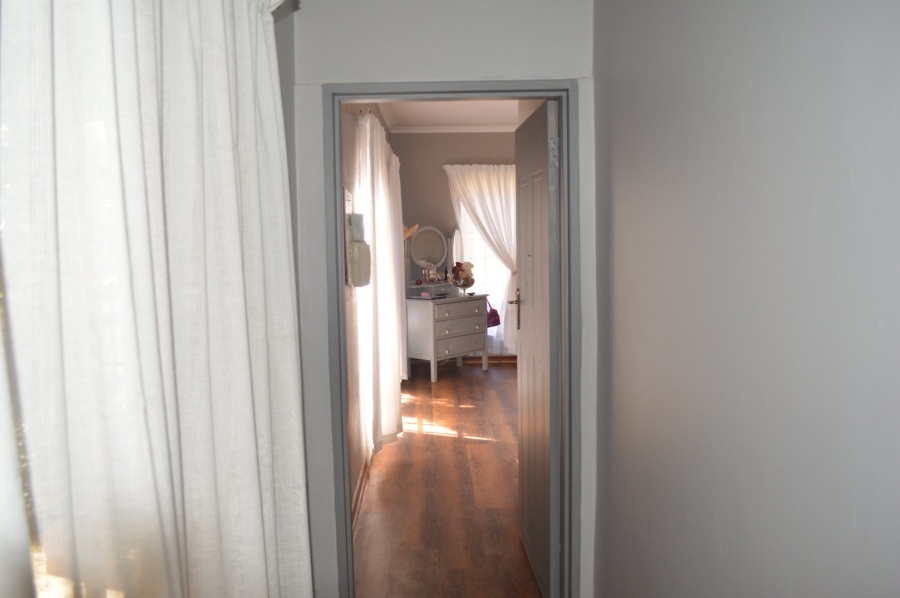 5 Bedroom Property for Sale in Irene Park North West